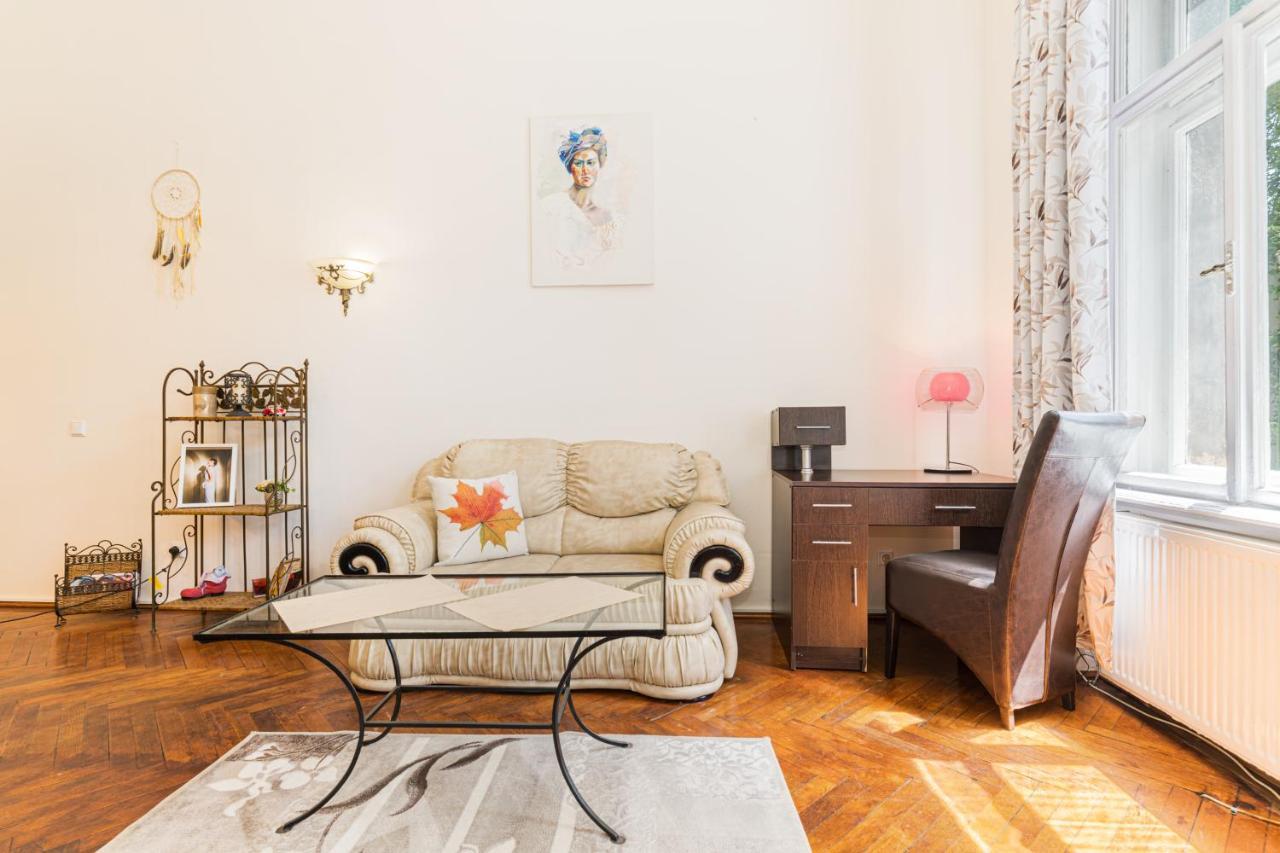 Hera Apartment - Old Town บราชอฟ ภายนอก รูปภาพ
