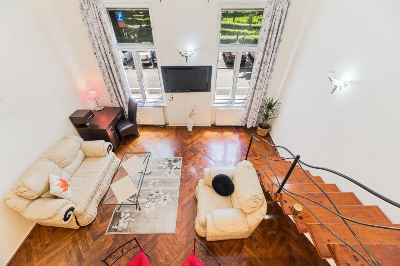 Hera Apartment - Old Town บราชอฟ ภายนอก รูปภาพ